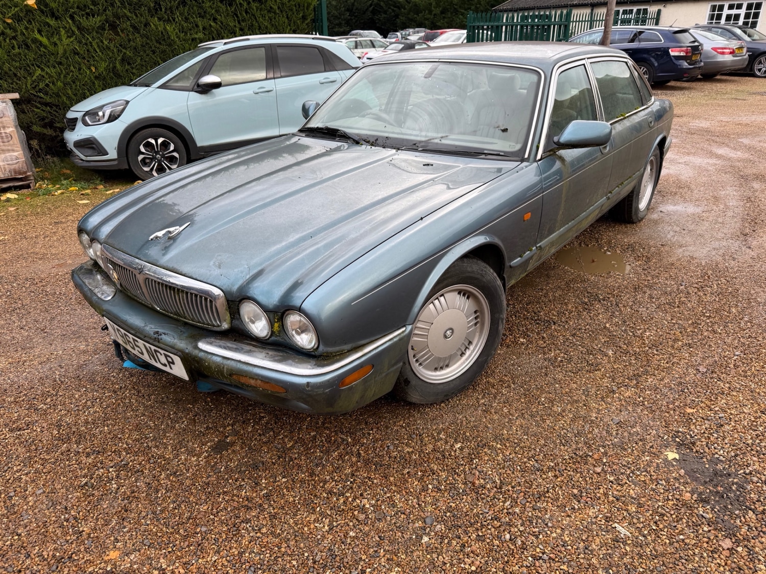 Used Jaguar XJ 2001 for sale - 76450463: Photo 3