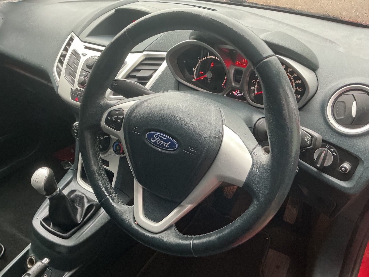 Used Ford Fiesta 2012 for sale - 77181380: Photo 4