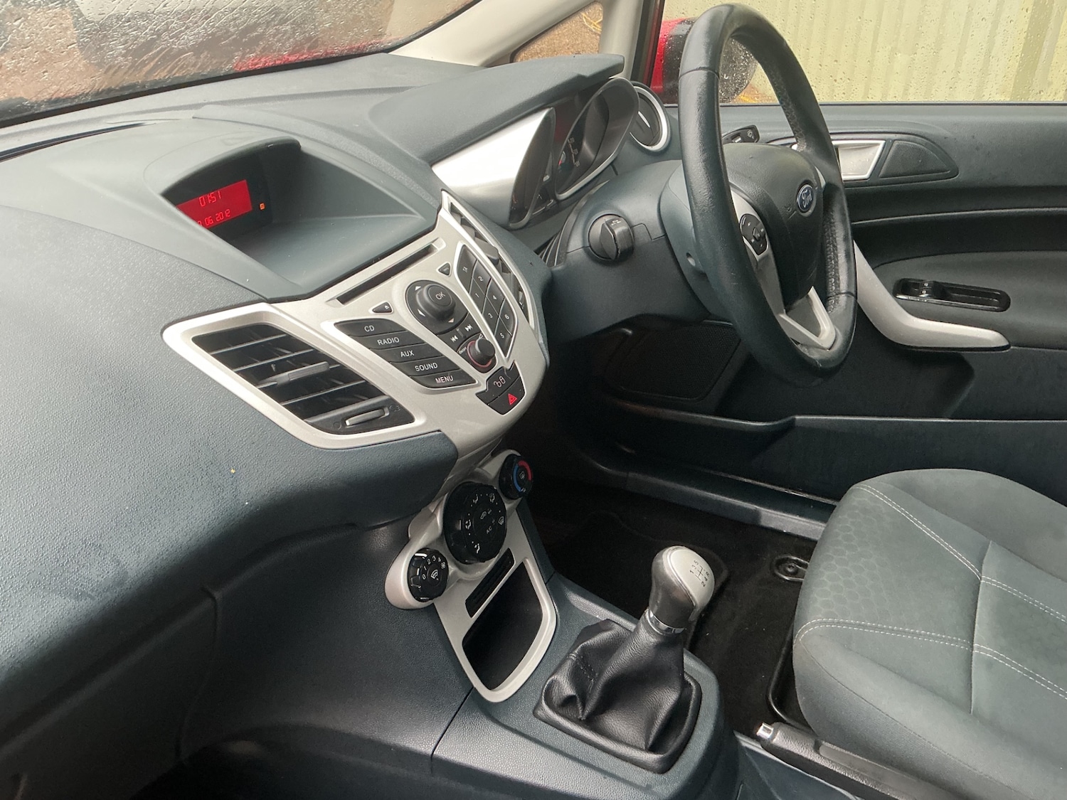 Used Ford Fiesta 2012 for sale - 77181380: Photo 9