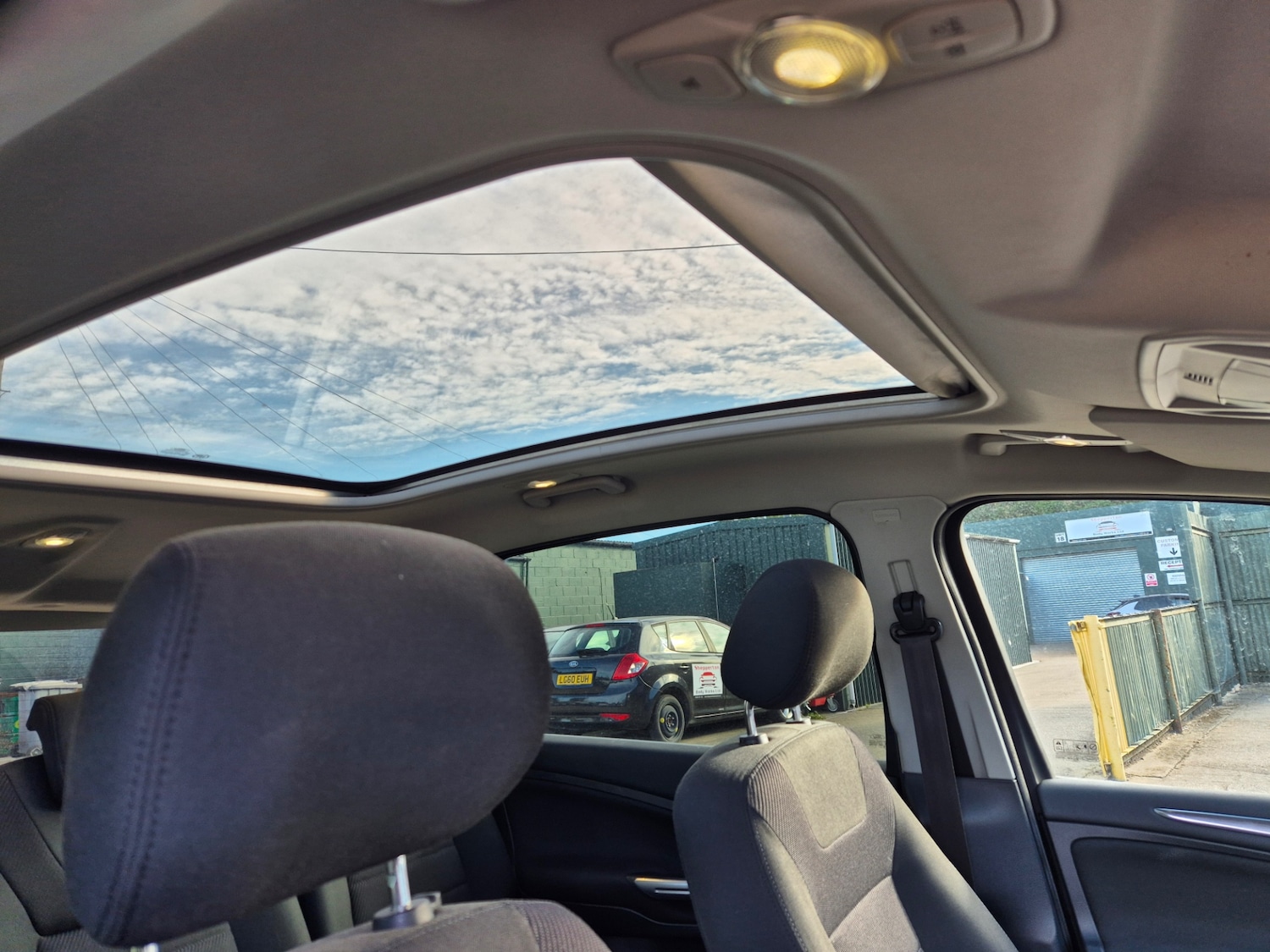 Used Ford S-Max 2012 for sale - 76101147: Photo 12