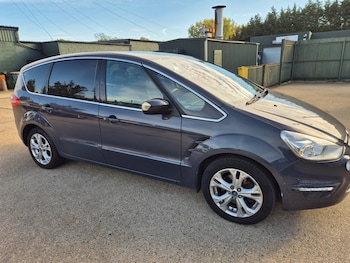 2012 (12) - 2.0 TDCi 163 Titanium 5dr Powershift