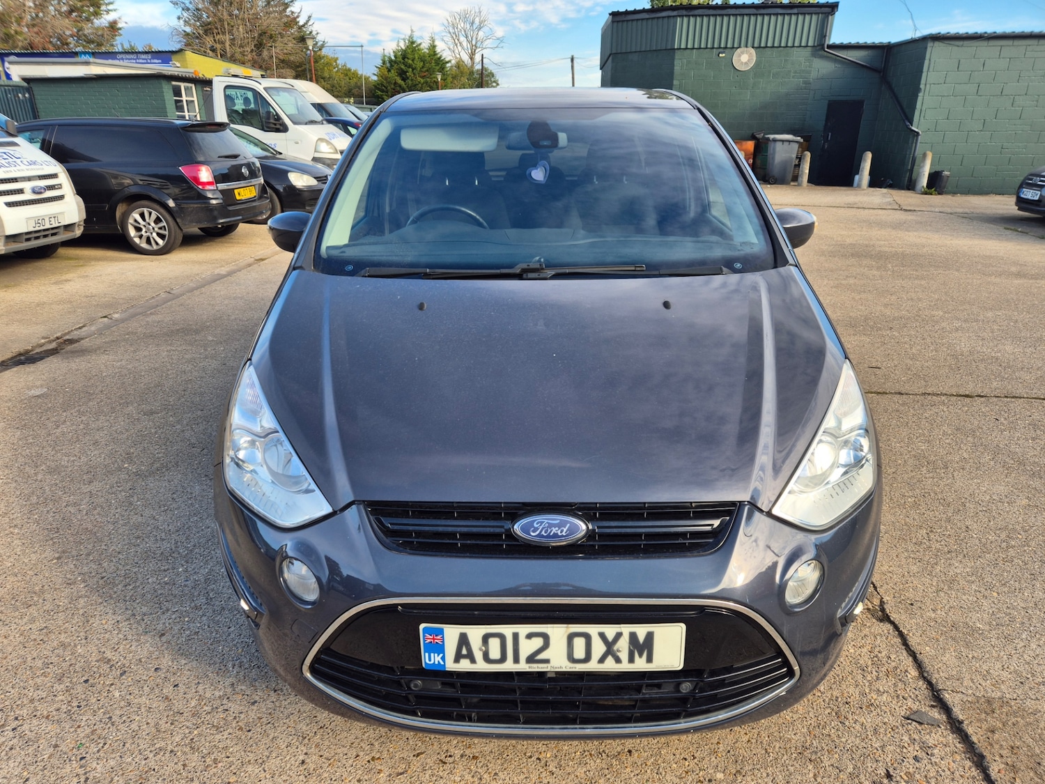 Used Ford S-Max 2012 for sale - 76101147: Photo 4