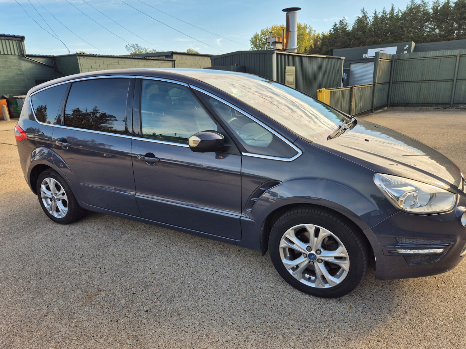 Used Ford S-Max 2012 for sale - 76101147: Photo 7