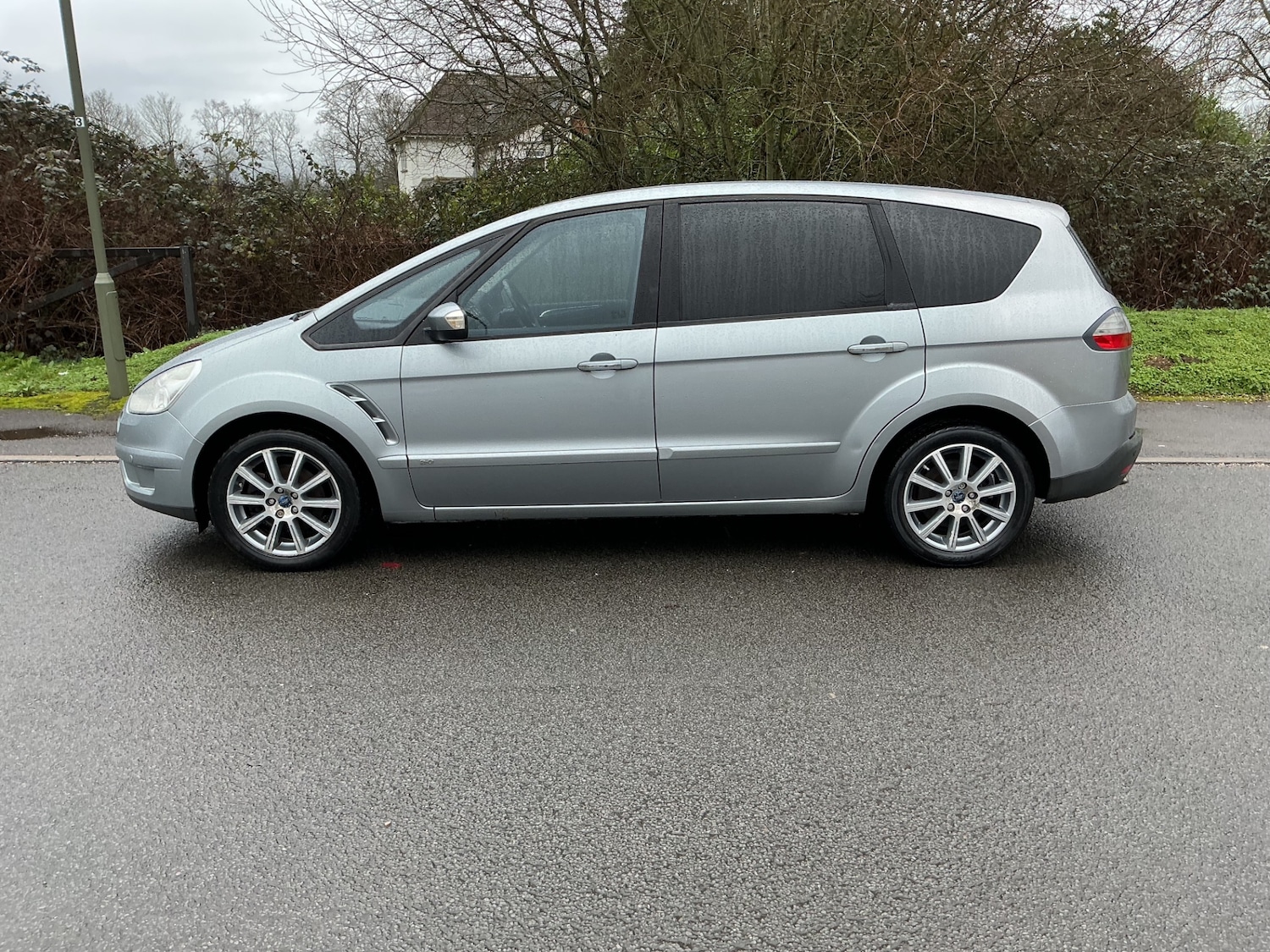 Used Ford S-Max 2009 for sale - 77449855: Photo 9