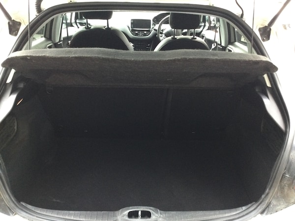 Used Peugeot 208 2019 for sale - 75735542: Photo 15