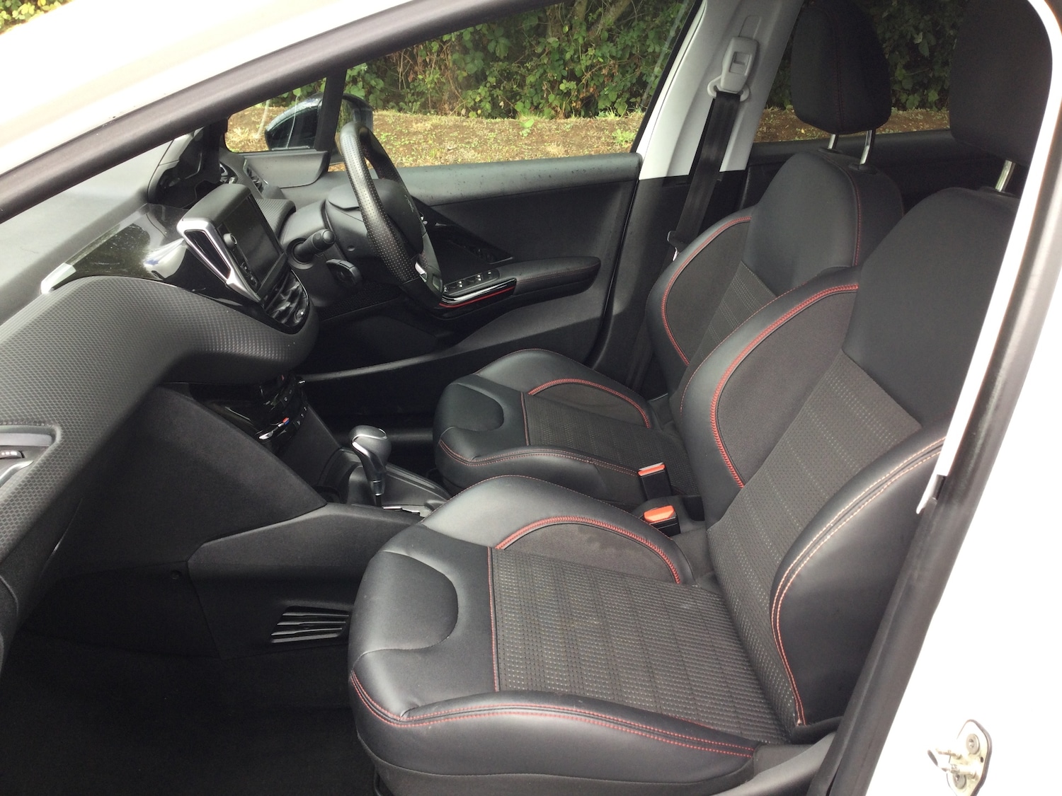 Used Peugeot 208 2019 for sale - 75735542: Photo 18