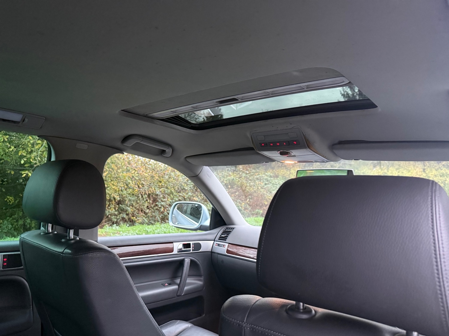 Used Volkswagen Touareg 2005 for sale - 76830854: Photo 11