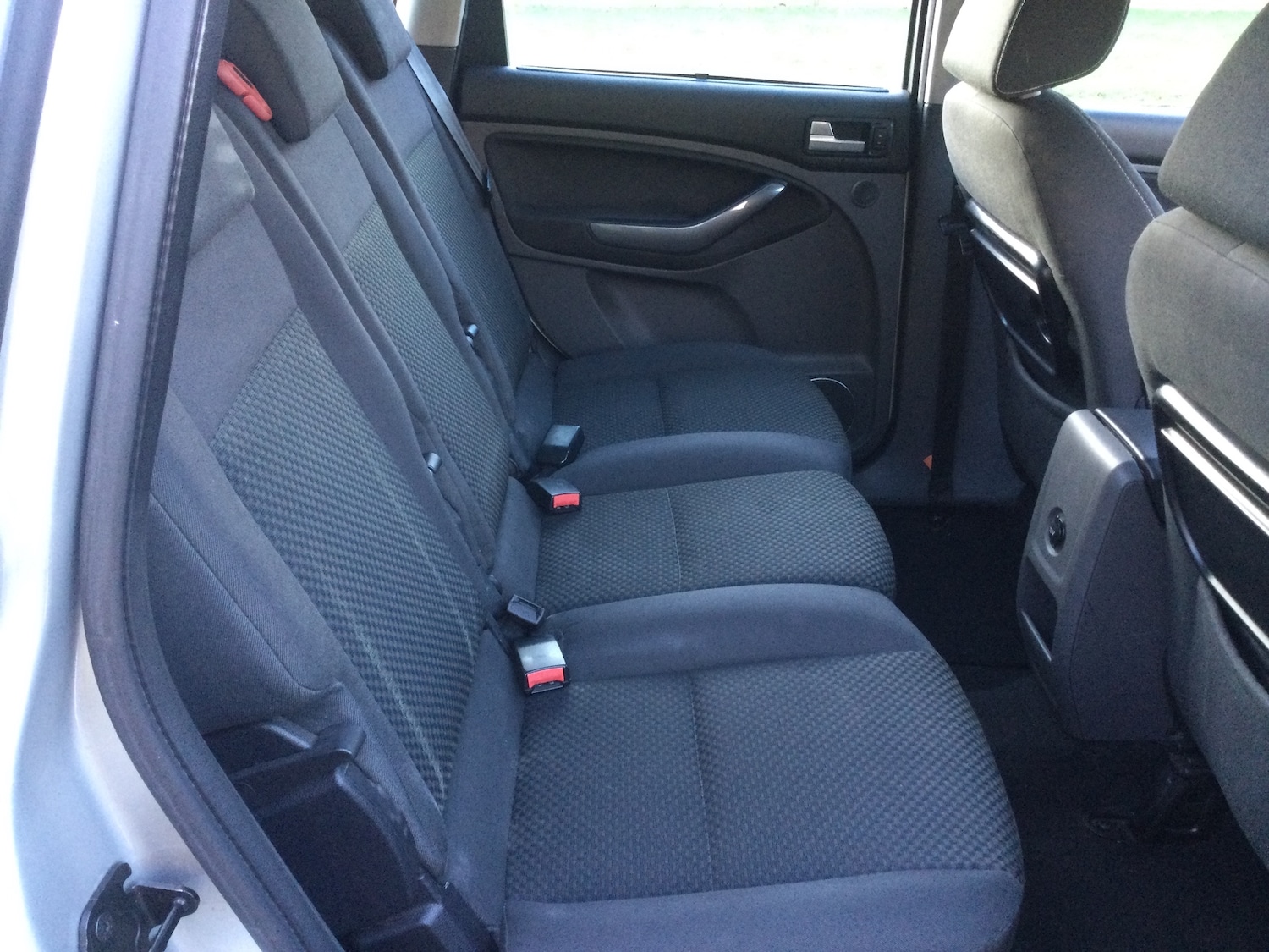 Used Ford C-Max 2009 for sale - 76970090: Photo 5