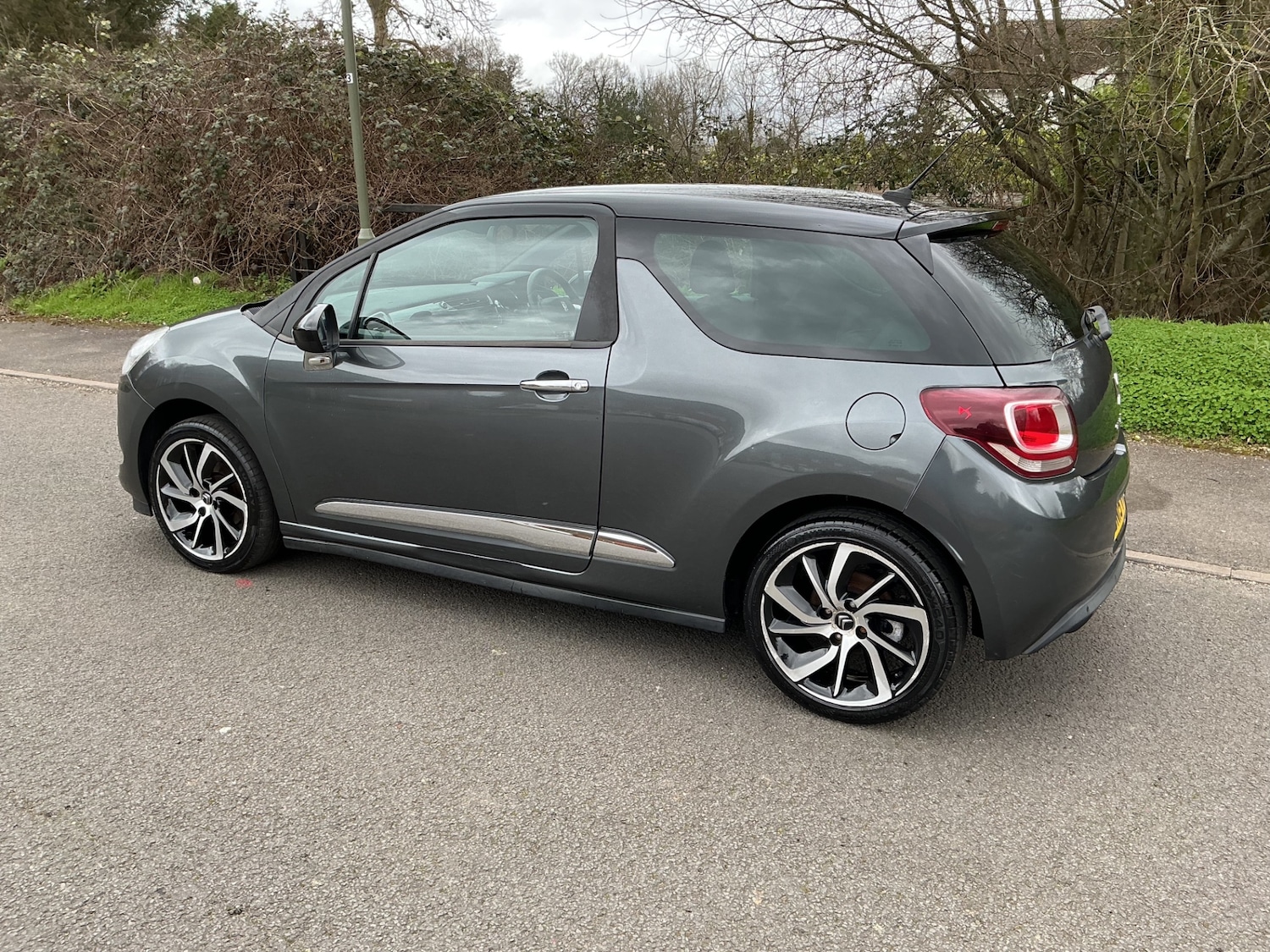 Used Citroen DS3 2015 for sale - 77449596: Photo 2