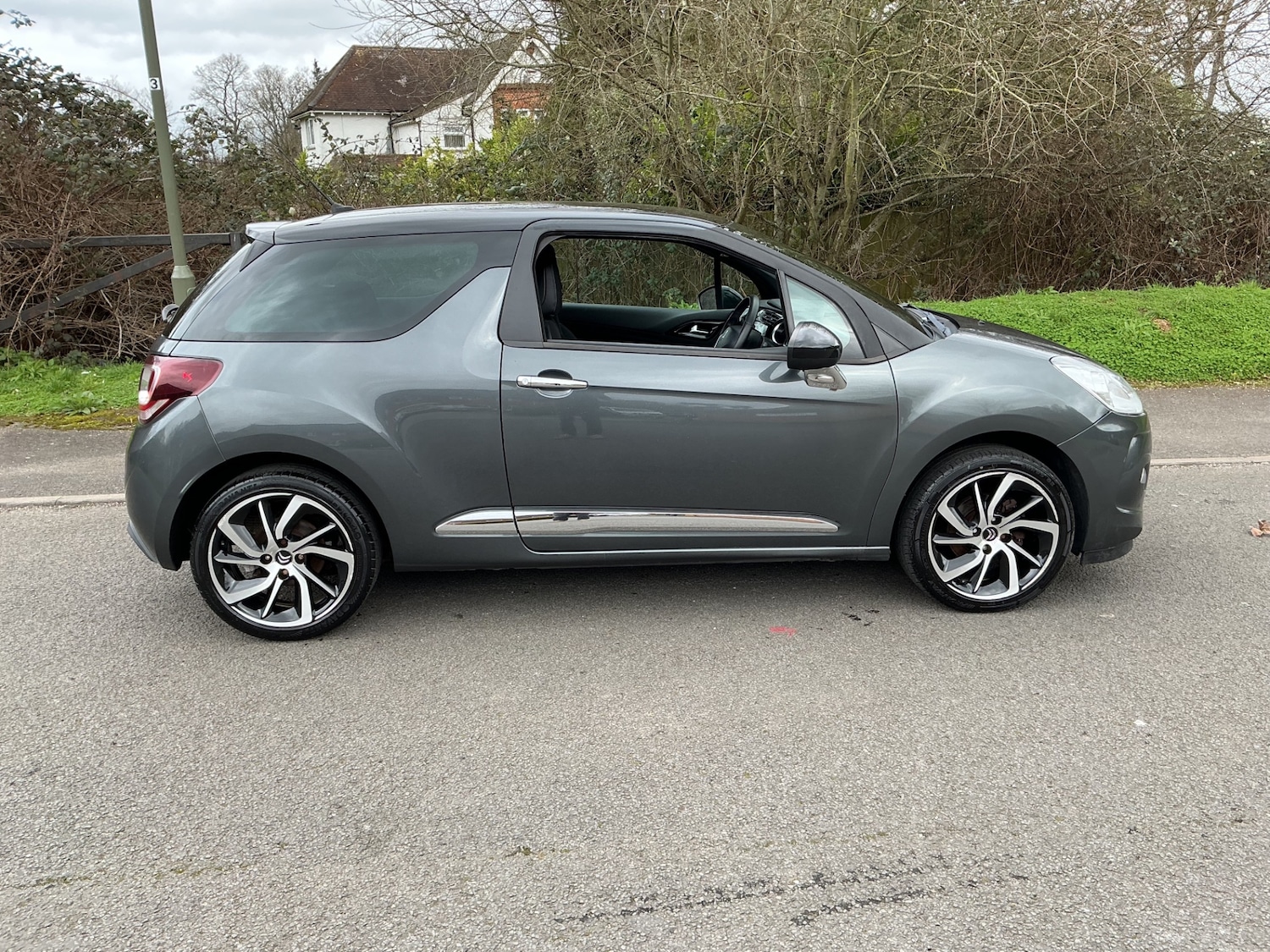 Used Citroen DS3 2015 for sale - 77449596: Photo 5