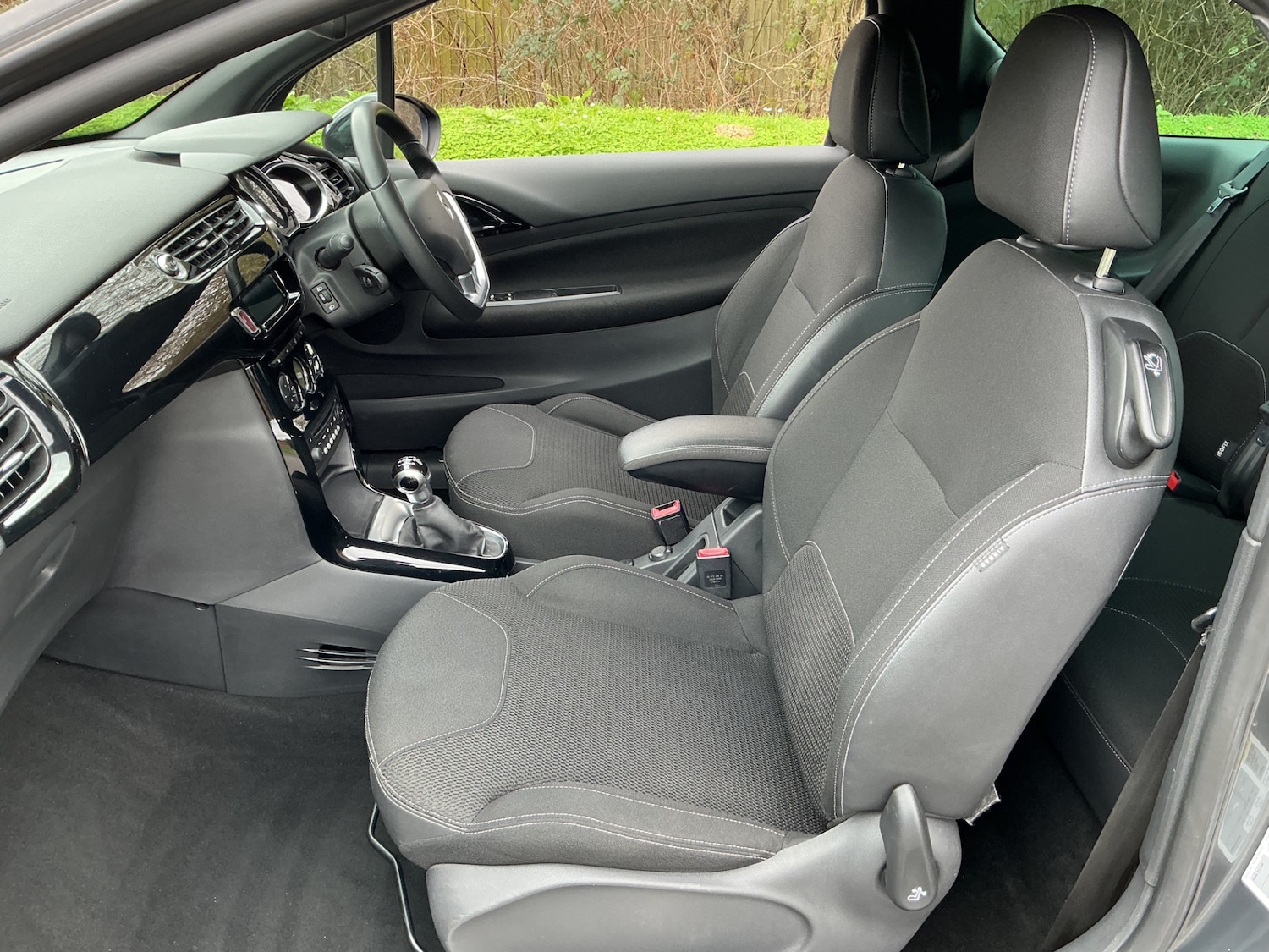 Used Citroen DS3 2015 for sale - 77449596: Photo 7