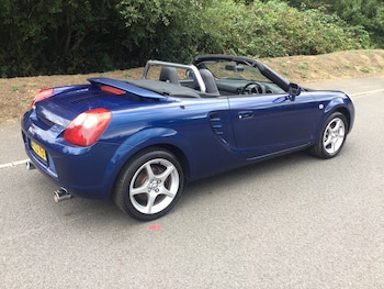 Used Toyota MR2 2003 for sale - 75460996: Photo