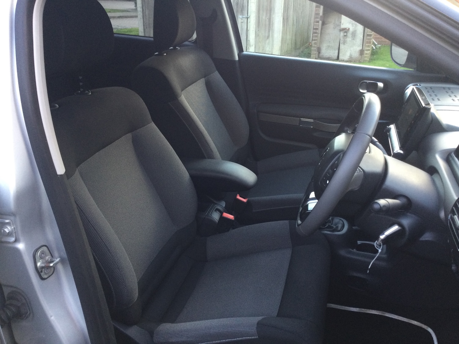 Used Citroen C4 Cactus 2016 for sale - 76374586: Photo 15