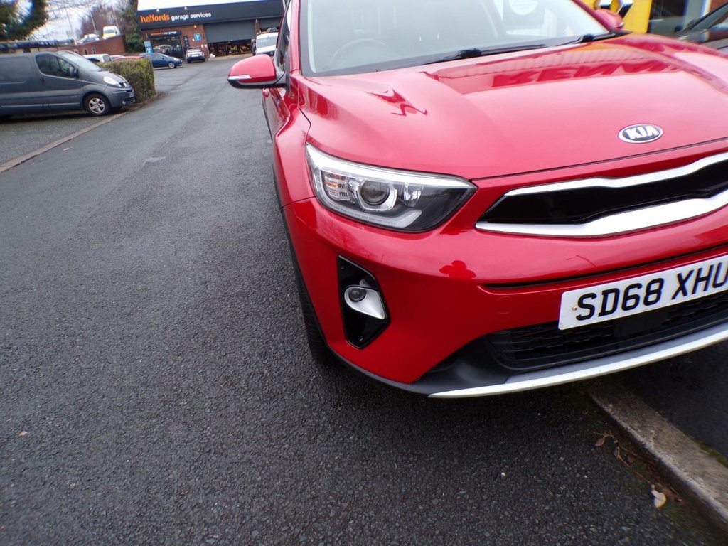 Used Kia Stonic 2018 for sale - 77139903: Photo 6