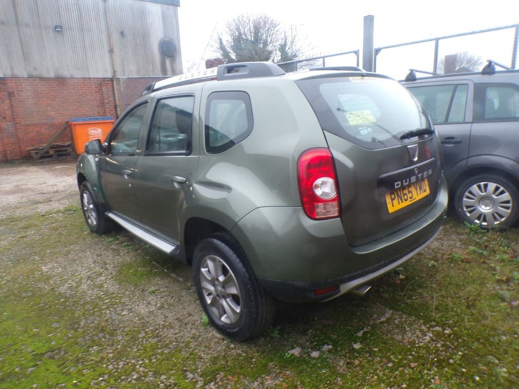 Used Dacia Duster 2015 for sale - 76855160: Photo 4