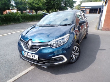 Used Renault Captur 2018 for sale - 75275421: Photo