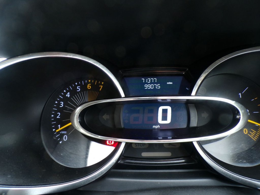 Used Renault Clio 2014 for sale - 77792522: Photo 17