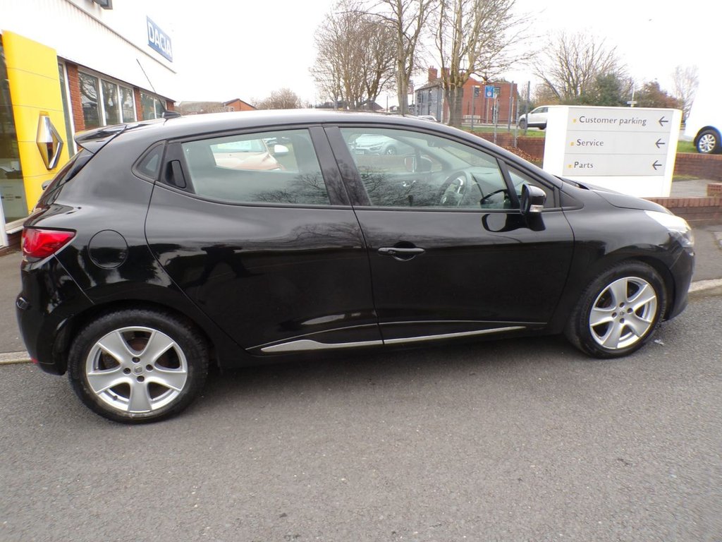 Used Renault Clio 2014 for sale - 77792522: Photo 5