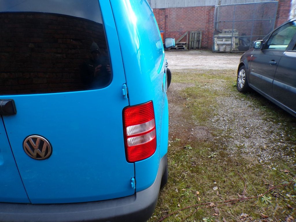 Used Volkswagen Caddy Maxi 2011 for sale - 77422439: Photo 5