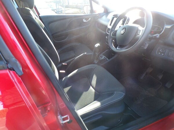 Used Renault Clio 2017 for sale - 74277422: Photo 15