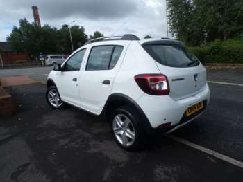 Used Dacia Sandero Stepway 2014 for sale - 74795836: Photo