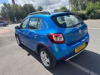Used Dacia Sandero Stepway 2013 for sale - 79394305: Photo