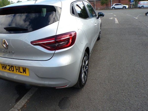 Used Renault Clio 2020 for sale - 74600942: Photo 10