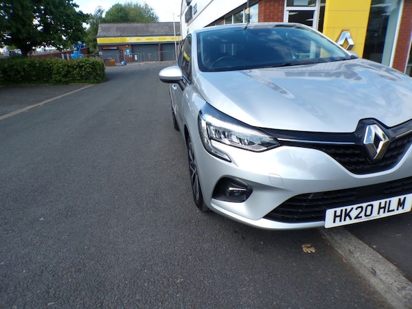 Used Renault Clio 2020 for sale - 74600942: Photo 6