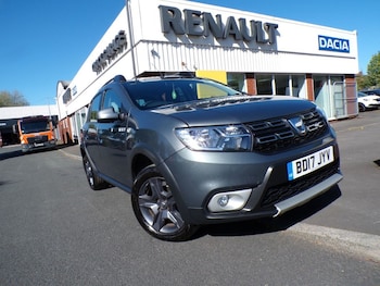 Used Dacia Sandero Stepway 2017 for sale - 78449890: Photo