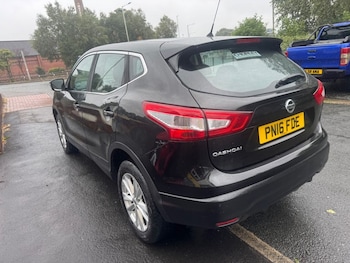 Used Nissan Qashqai 2016 for sale - 79325890: Photo