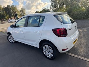 Used Dacia Sandero 2018 for sale - 79795827: Photo