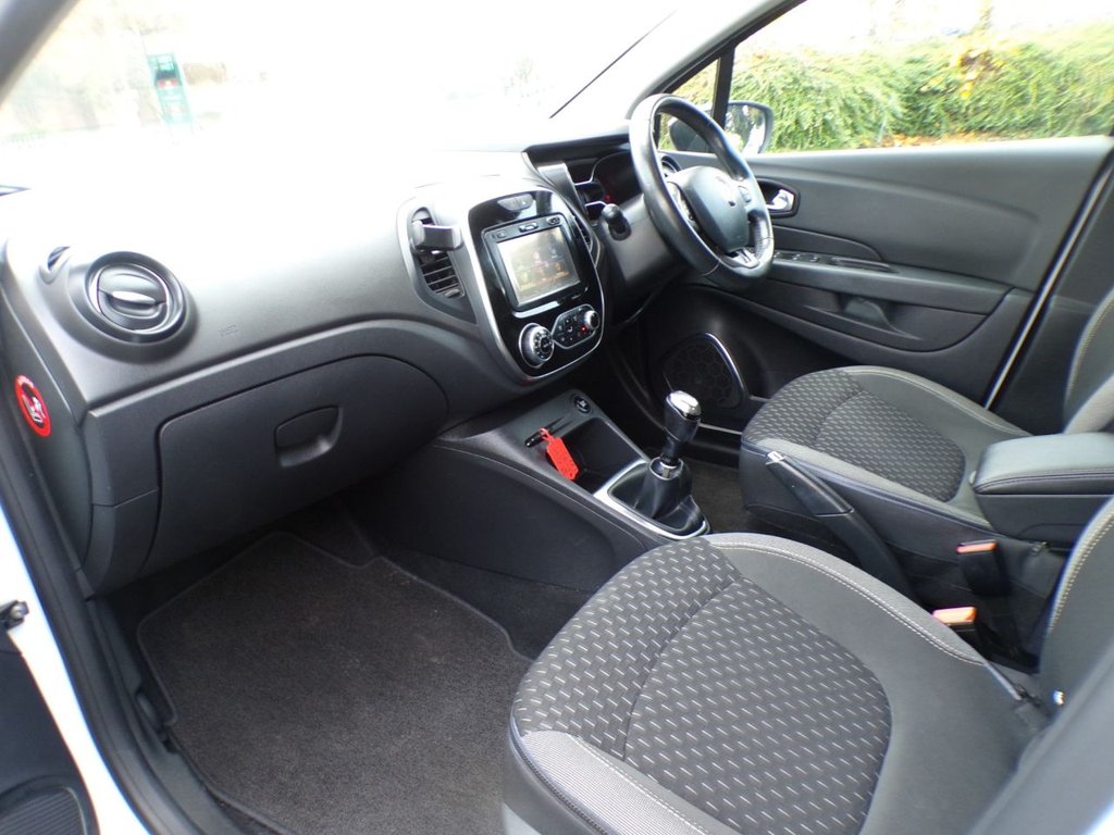 Used Renault Captur 2018 for sale - 76509869: Photo 15