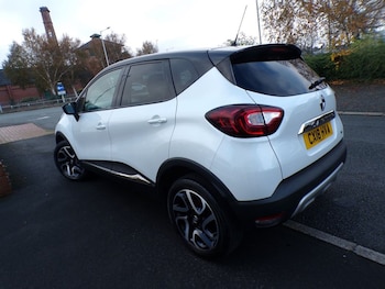 Used Renault Captur 2018 for sale - 76509869: Photo