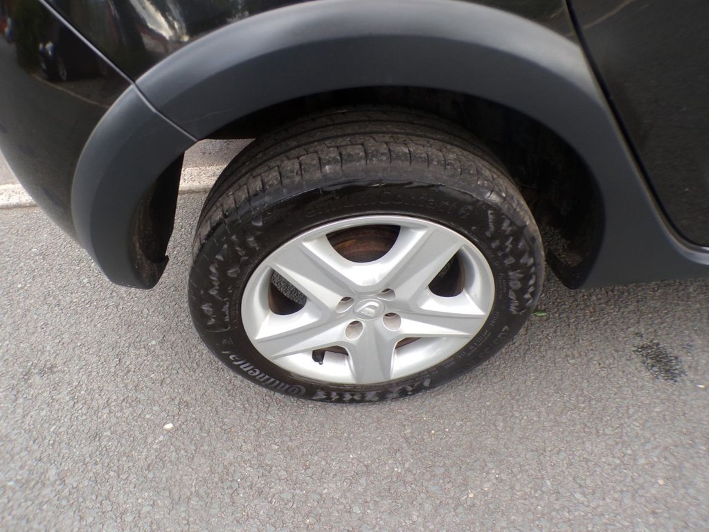 Used Dacia Sandero Stepway 2013 for sale - 75923297: Photo 18