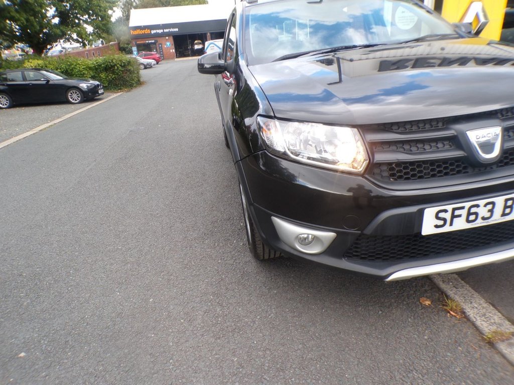 Used Dacia Sandero Stepway 2013 for sale - 75923297: Photo 6