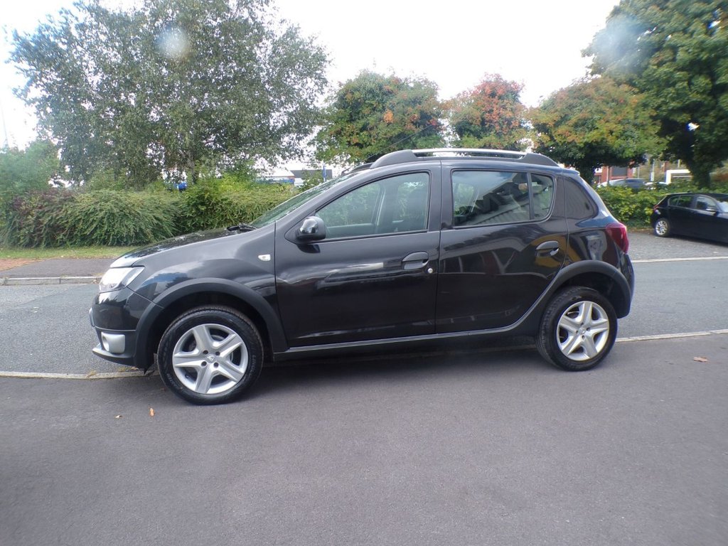 Used Dacia Sandero Stepway 2013 for sale - 75923297: Photo 8