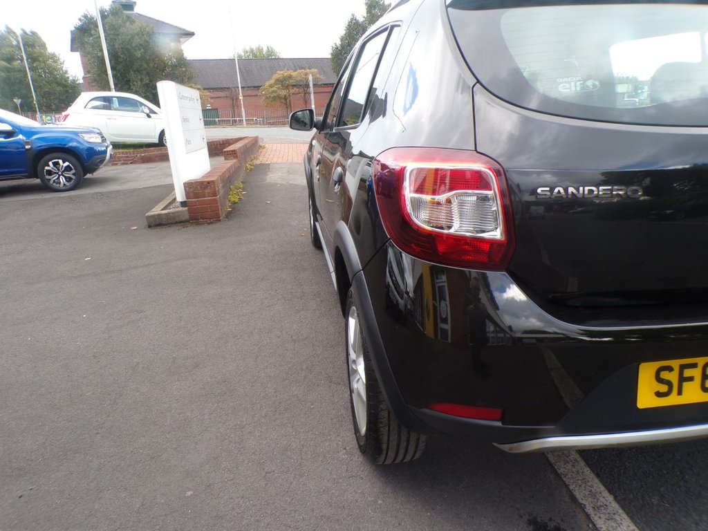 Used Dacia Sandero Stepway 2013 for sale - 75923297: Photo 9