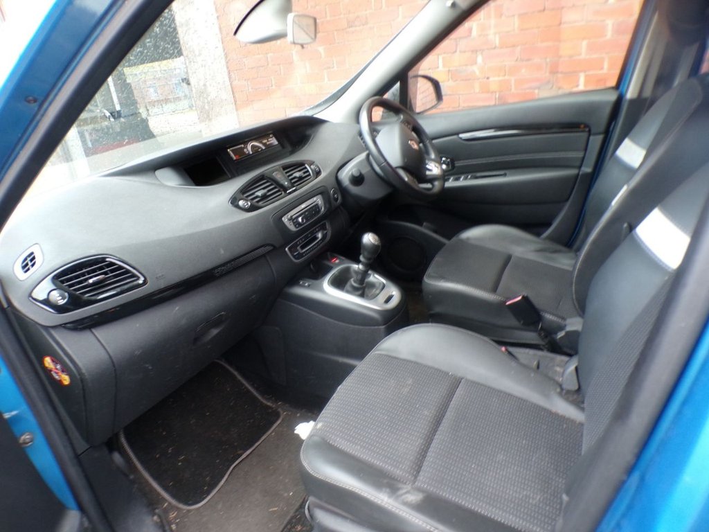 Used Renault Grand Scenic 2013 for sale - 78220783: Photo 13