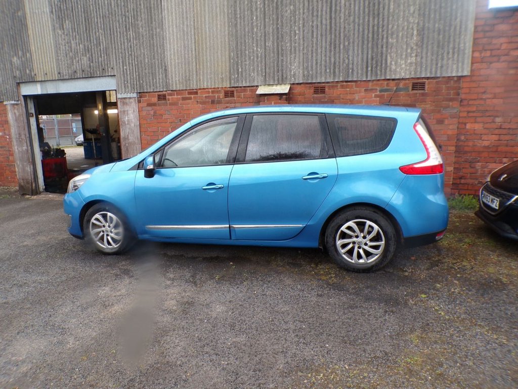 Used Renault Grand Scenic 2013 for sale - 78220783: Photo 4