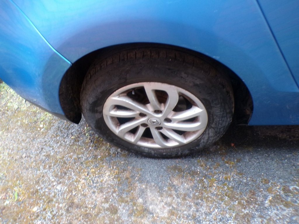 Used Renault Grand Scenic 2013 for sale - 78220783: Photo 9