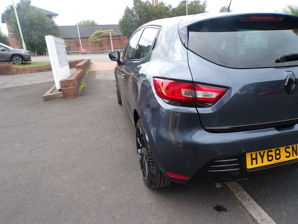 Used Renault Clio 2018 for sale - 75666008: Photo 8