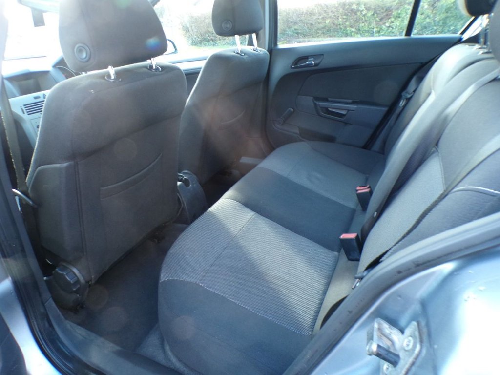 Used Vauxhall Astra 2009 for sale - 77891061: Photo 13