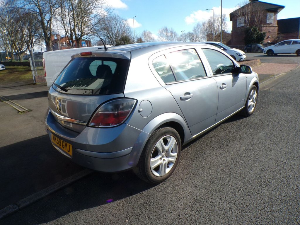 Used Vauxhall Astra 2009 for sale - 77891061: Photo 3