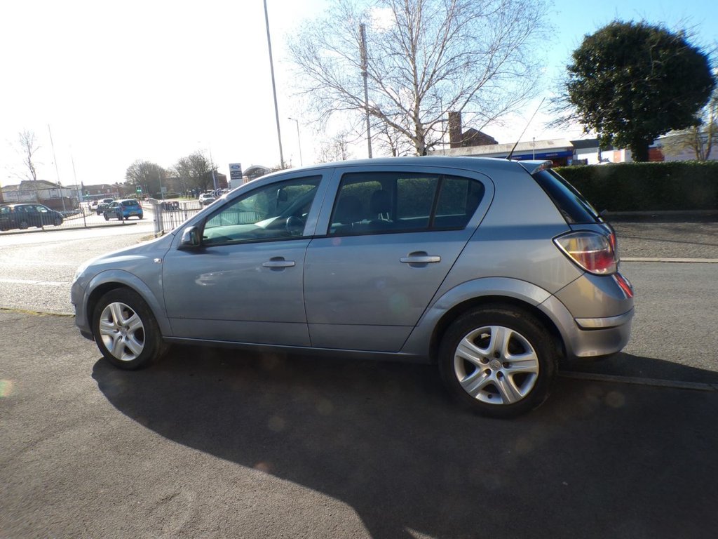 Used Vauxhall Astra 2009 for sale - 77891061: Photo 6