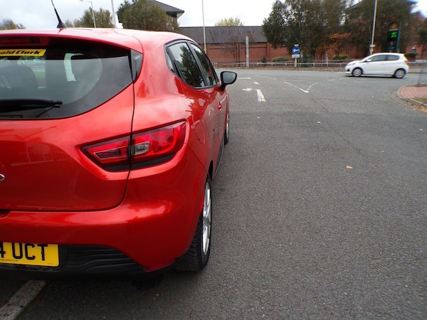 Used Renault Clio 2014 for sale - 76235909: Photo 10
