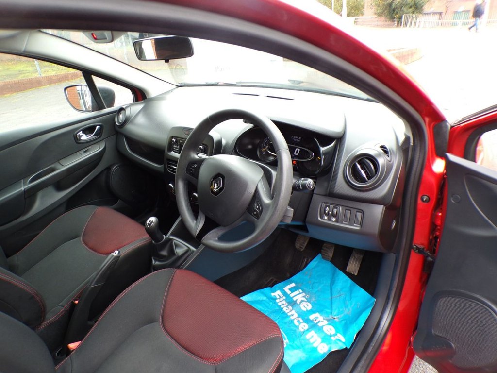 Used Renault Clio 2014 for sale - 76235909: Photo 16