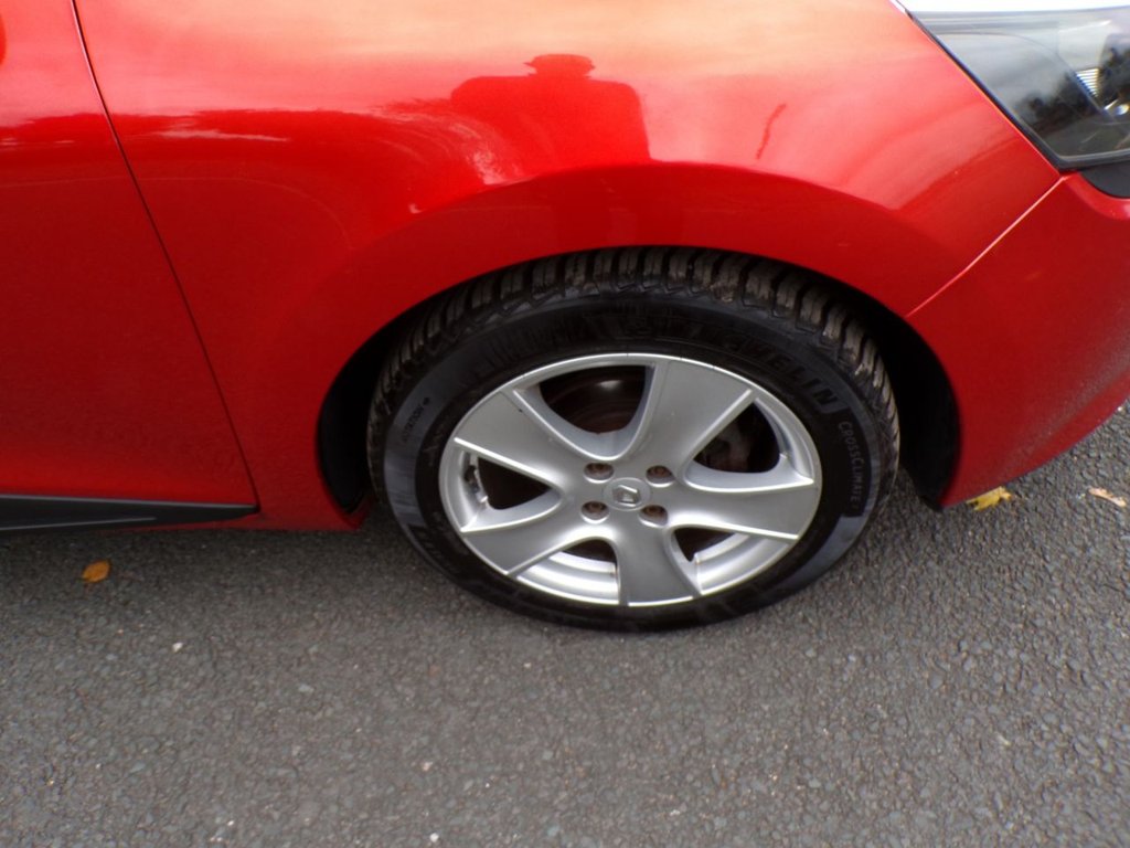 Used Renault Clio 2014 for sale - 76235909: Photo 19