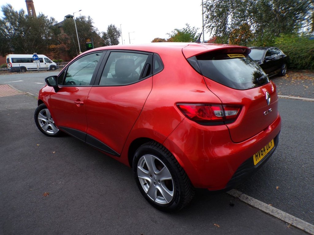 Used Renault Clio 2014 for sale - 76235909: Photo 2