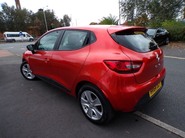 Used Renault Clio 2014 for sale - 76235909: Photo 2