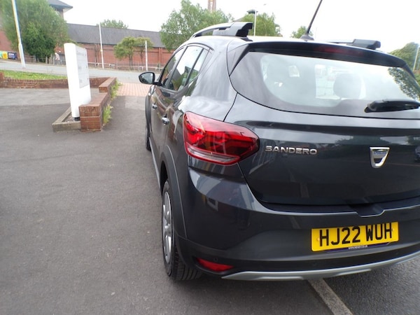 Used Dacia Sandero Stepway 2022 for sale - 74552475: Photo 9